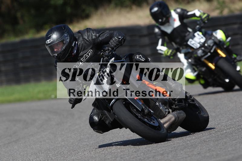 /Archiv-2022/59 31.08.2022 FM Mannhard ADR/Gruppe Mototrend/55